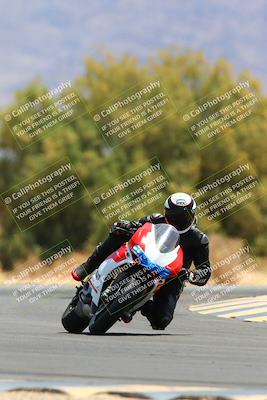 media/May-15-2022-SoCal Trackdays (Sun) [[33a09aef31]]/Turn 7 (1145am)/